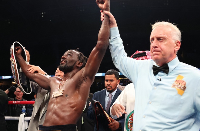 Crawford edged out Madrimov back in August 2024 (Photo Credit: Mark Robinson Matchroom Boxing)