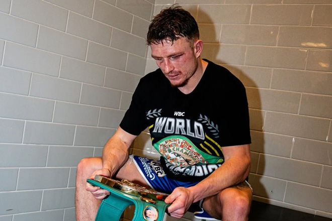 Dalton Smith with his WBC world title Credit: Instagram