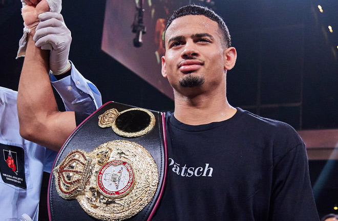 Romero holds the WBA welterweight world title Photo Credit: Esther Lin/SHOWTIME