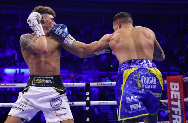 Warrington was in full control up until the stoppage Photo Credit: Mark Robinson/Matchroom Boxing
